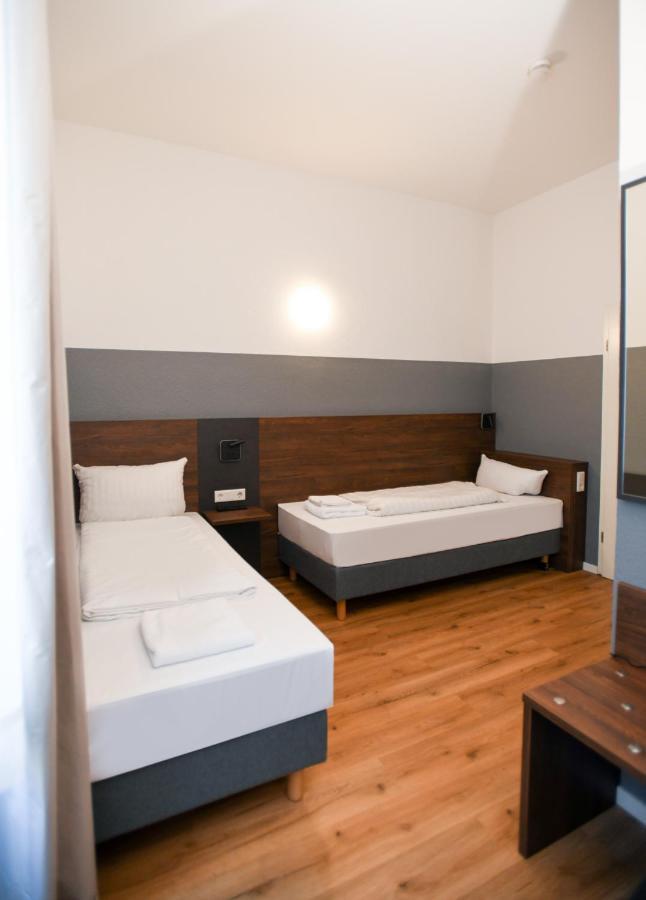 Hotel Apadana Frankfurt Frankfurt am Main Kültér fotó
