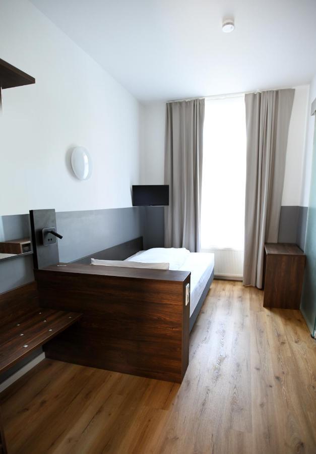 Hotel Apadana Frankfurt Frankfurt am Main Kültér fotó