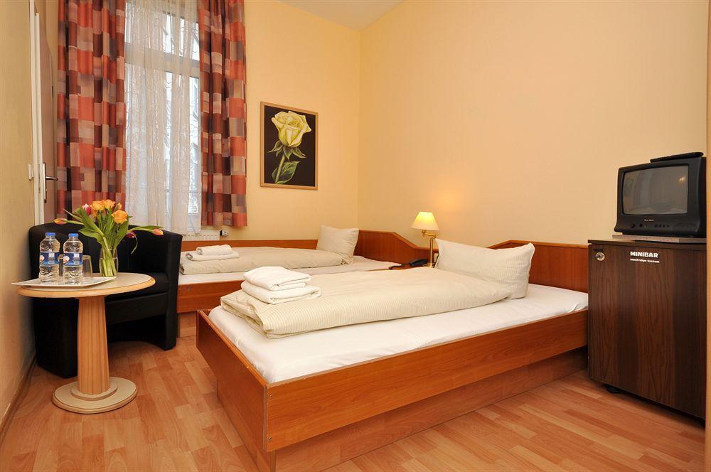 Hotel Apadana Frankfurt Frankfurt am Main Kültér fotó